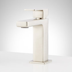 LEXINGTON SINGLE-HOLE BATHROOM FAUCET - Products