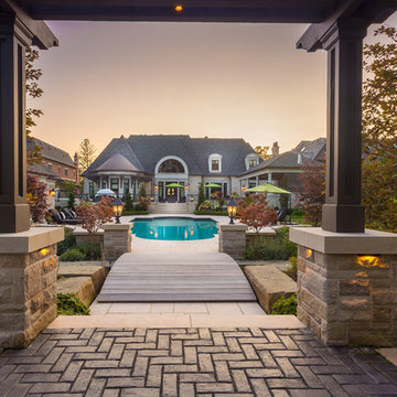 Richmond Hill Residence