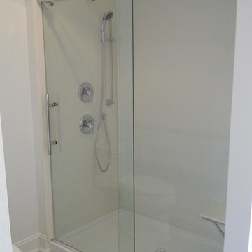 Custom Solid Surface/Tub Surround