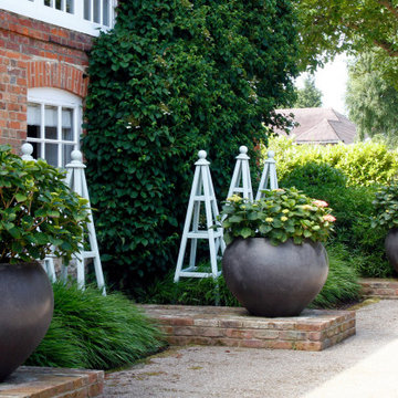 Lutyens inspired front garden