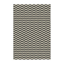 Guest Picks: Black and White Spaces