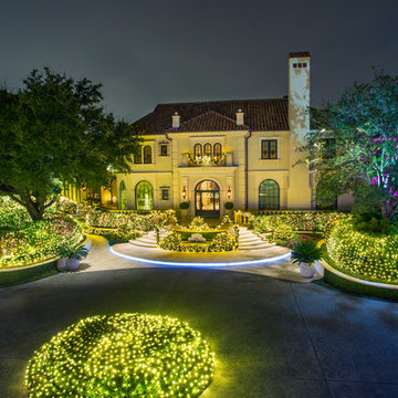 Christmas Light Grandeur