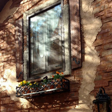 Old World look using Aluminum Cathedral Style Window Box