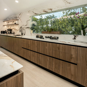 ✨ Design, Functionality, and Style in One Kitchen