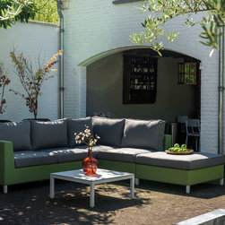 SUNS Menor Lounge Set - Products