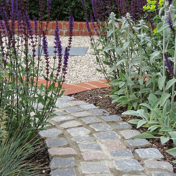 Stylish Front Garden