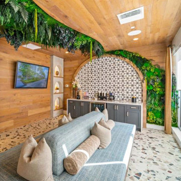 Hotel & Restaurant Moss Walls | Hospitality Biophilic Design