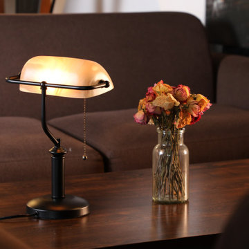 Creating the Perfect Workstation: Selection and Sharing of Table Lamps