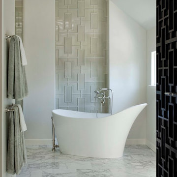 Tub with Fretwork
