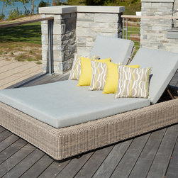 Berkeley Collection - Outdoor Chaise Lounges