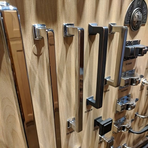 shaker wood cabinet pulls