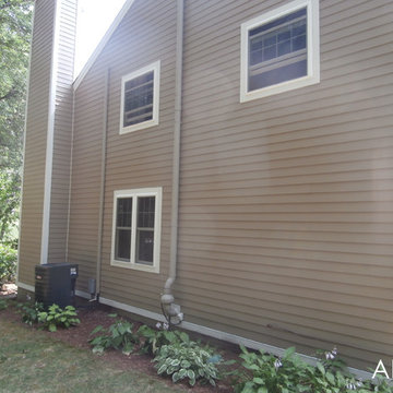 North Andover, MA - James Hardie HardiePlank Khaki Brown