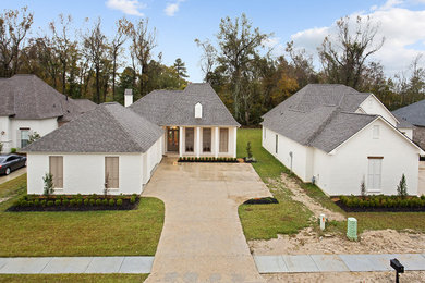 Inspiration for a craftsman exterior home remodel in New Orleans