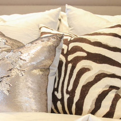 SDH Legna Exotic Bed - Products