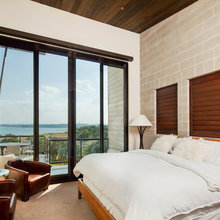 Windows: Shades/Blinds