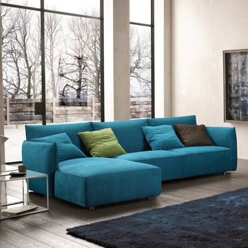 Skylar Sectional Sofa