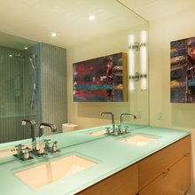 Guest toilet