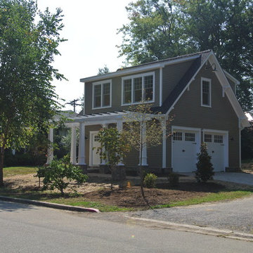 Detached Garage with Apartment