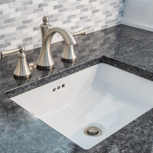 Badezimmer mit Vinylboden Ideen, Design & Bilder - August 2020 | Houzz DE