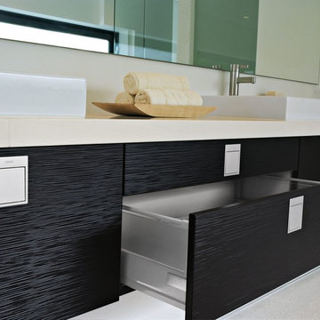 Modern Functional Kitchen in Los Angeles, CA