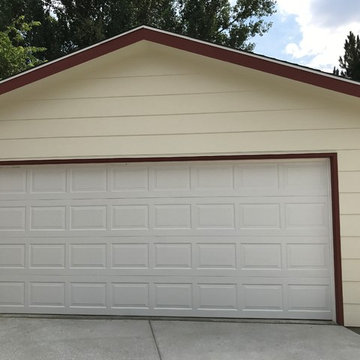 Lucero Garage