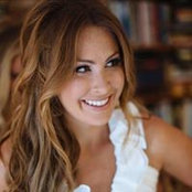 Kate Thorn's photo