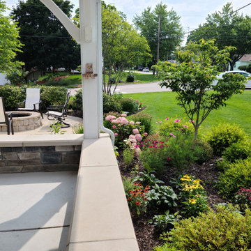 New home on small corner lot with curb appeal