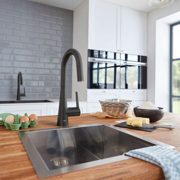 GROHE Zedra Kitchen Faucet Collection in Matte Black