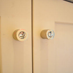 Cabinet Hardware - Cabinet And Drawer Knobs