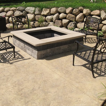 Outdoor Living & Seat Walls