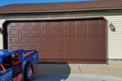 Example of a trendy garage design in Columbus