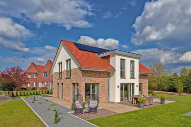 Aménagement d'une maison contemporaine de taille moyenne.