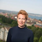 Julia Sandwalls foto