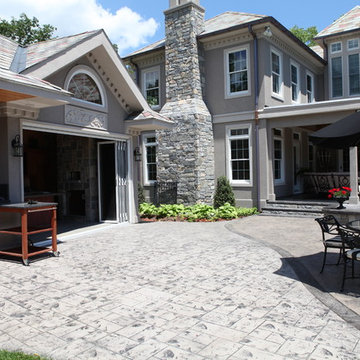It's the Toppings on the Pizza Oven that makes Outdoor Living Taste Fabulous