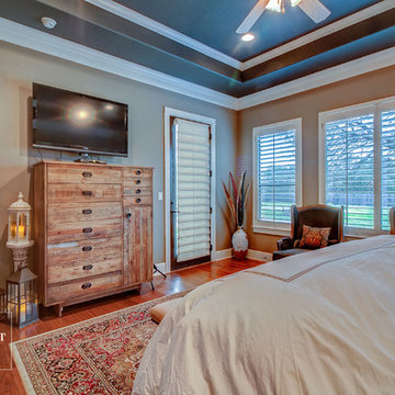 Bachelor Pad