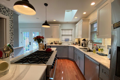 Transitional kitchen photo in New York
