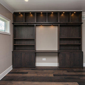 2019 Custom 2 story with Dual Island Kitchen, 5 beds, wet bar, exercise room
