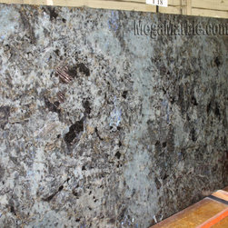 Green Eyes Granite Slab - Kitchen Countertops