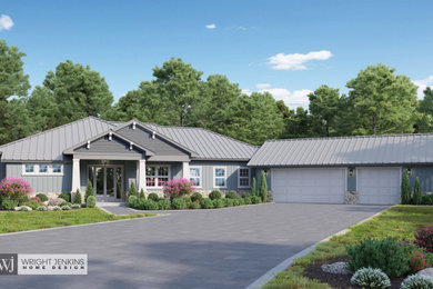 Foto de fachada de casa azul y gris de estilo americano de tamaño medio de una planta con revestimientos combinados, tejado a cuatro aguas y tejado de metal