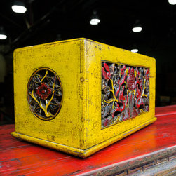 New Finds at the warehouse - Decorative Accents