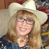 Linda Winchell's photo