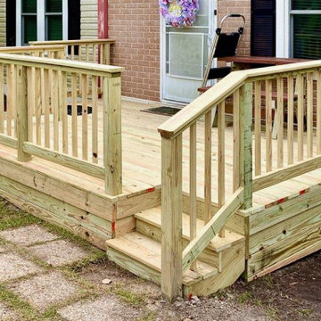 Front Porch with Stairs & Ramp