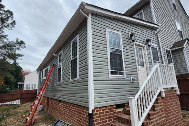 Inspiration for a modern exterior home remodel in Richmond