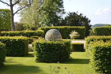 Design ideas for a contemporary garden in Other.