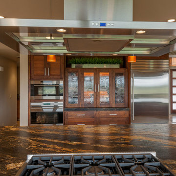 Contemporary Bluff-House Remodel