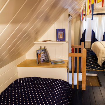 Southport Island, ME - Nautically Themed Bunkroom