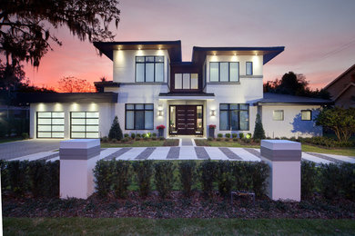Design ideas for a mid-sized contemporary exterior in Orlando.
