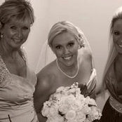 Robyn Logan's photo