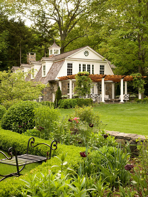 Große Häuser mit Mansardendach Ideen, Design & Bilder | Houzz