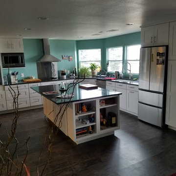 MOTHER-IN-LAW SUITE: WARFIELD RESIDENCE